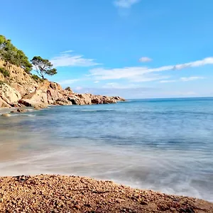 ⭑ Sea Views + Private Beach. What Else? ⭑ Appartement